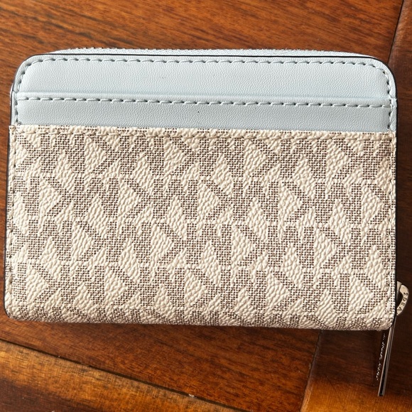 Michael Kors Sheila Small Faux Saffiano Leather Satchel & Wallet - Picture 4 of 5